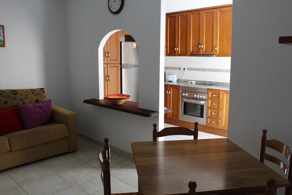 Bungalow Altos De La Bahia ตอร์เรเวียคา ภายนอก รูปภาพ